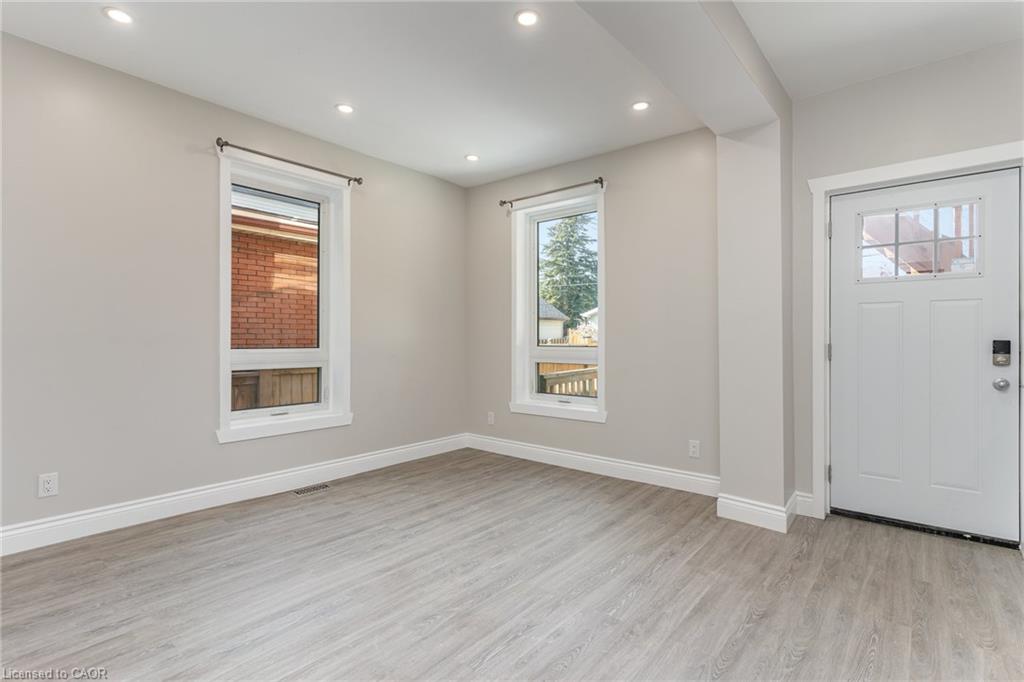 Unit MAIN - 291 Emerald Street N, Hamilton 4