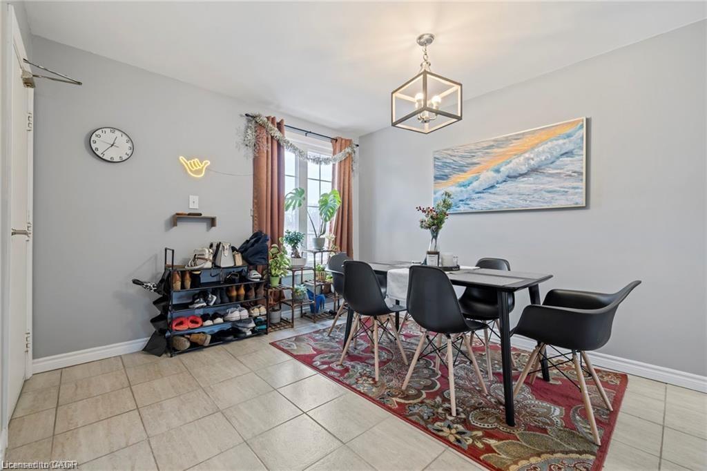 Unit UPPER - 107 Horning Drive, Hamilton 5
