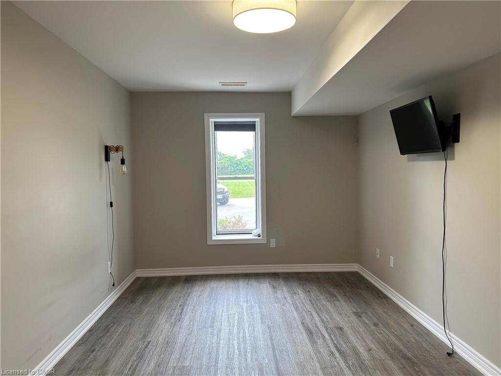 Unit 1 - 992 Windham Centre Road, Norfolk 5