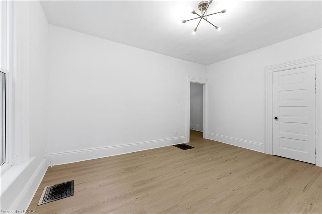 Unit 1 - 176 Darling Street, Brantford 5