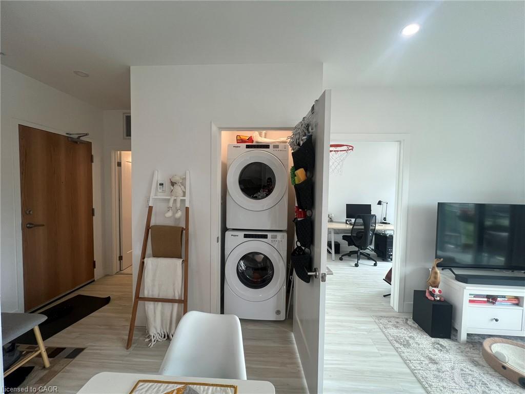 Unit 403 - 408 Dundas Street S, Cambridge 5