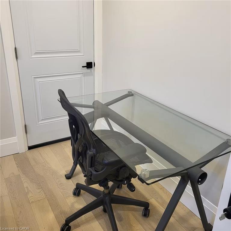 Unit LOWER - 132 Hodgkins Avenue, Thorold 4