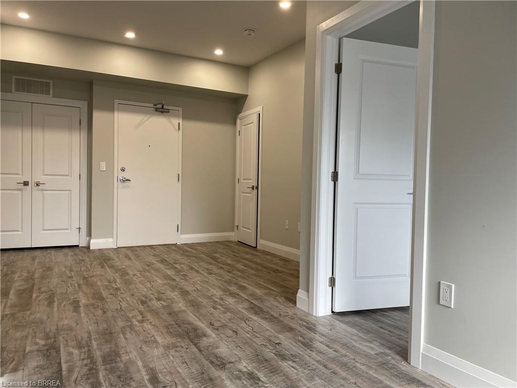 Unit 102 - 124 King Street, Norfolk 5