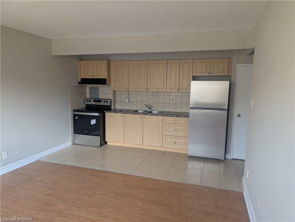 Unit 639 D - 468 Ottawa Street, Hamilton 2