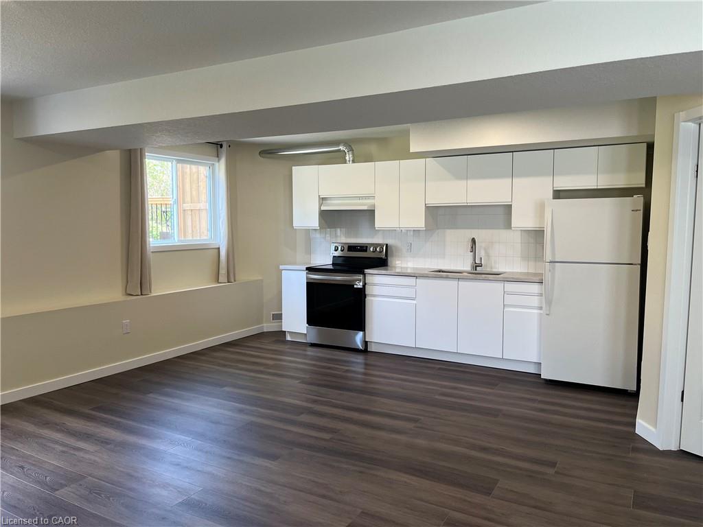 Unit A - 716 Karlsfeld Road, Waterloo 4