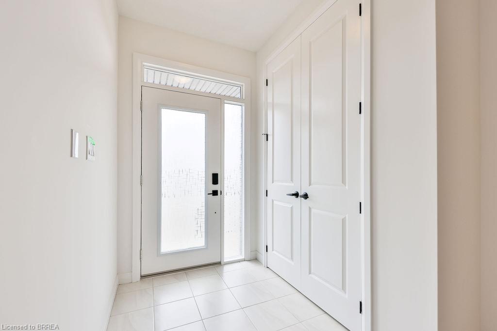 Unit Upper - 24 Broddy Avenue, Brantford 5