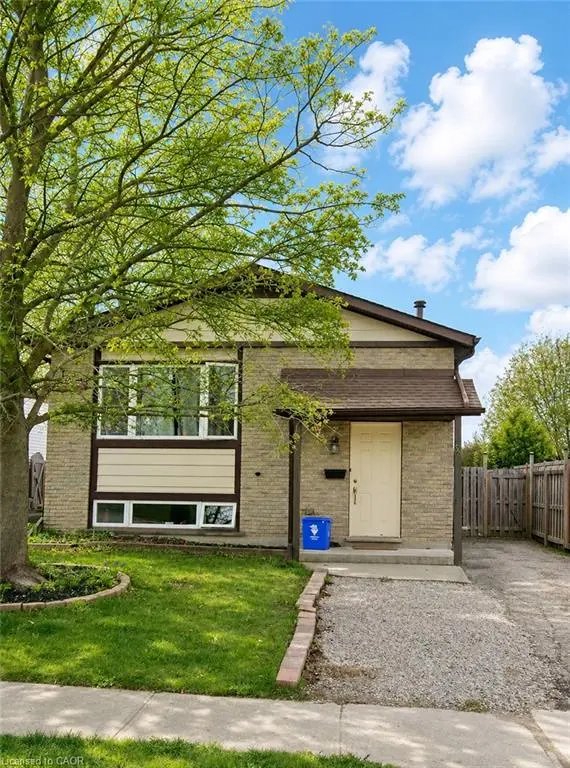 Shtëpi, 90 m², tokë 372 m²