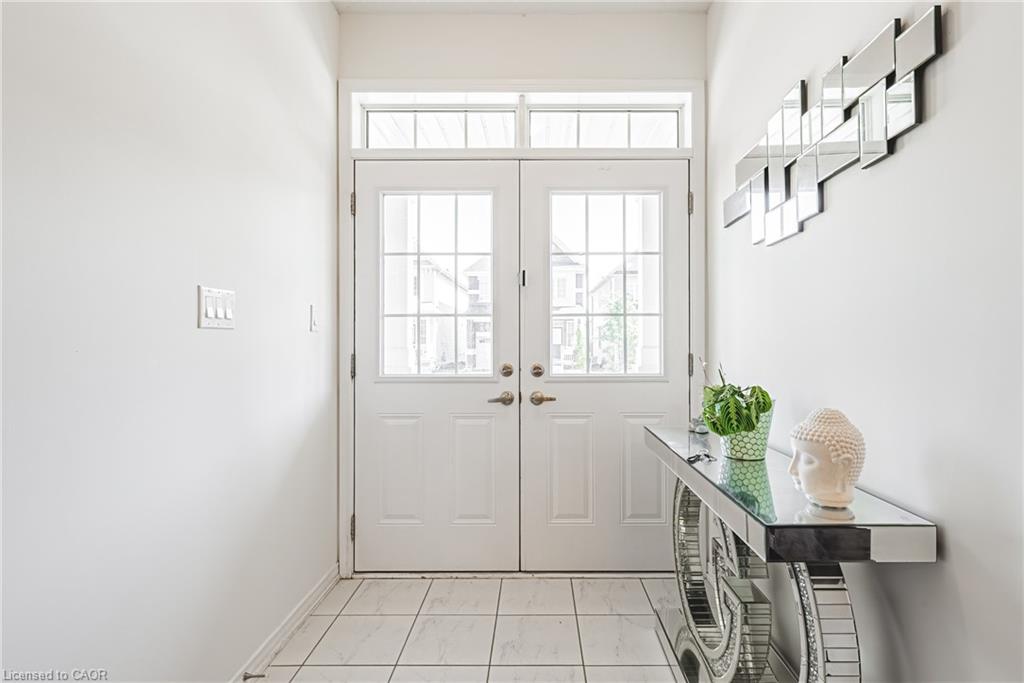 Unit MAIN - 11 Mcwatters Street, Glanbrook 4