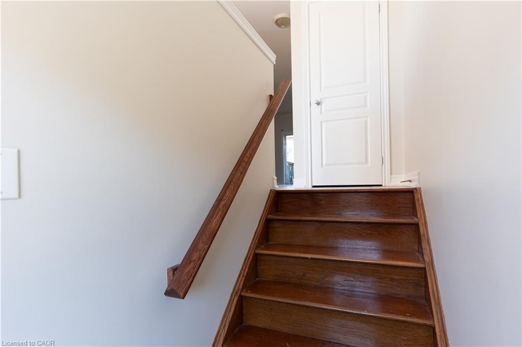 39 Myers Lane, Ancaster 3