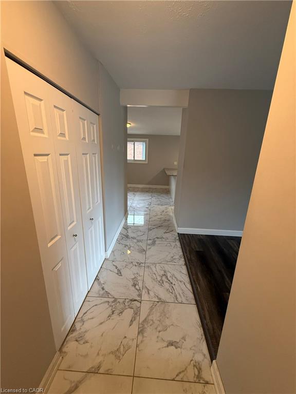 Unit UPPER LEVEL - 63 Sanatorium Road, Hamilton 4