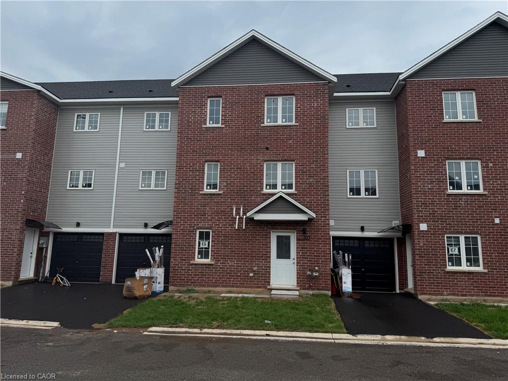 Unit Main - 107 Highriver Trail, Welland 1