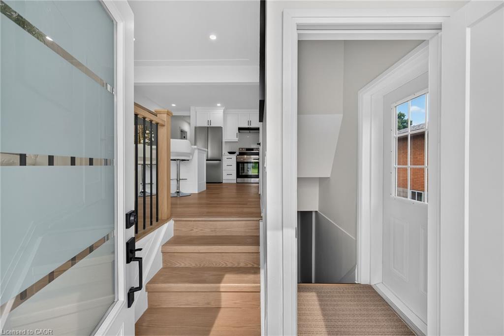Unit Upper - 40 Purdy Crescent, Hamilton 5