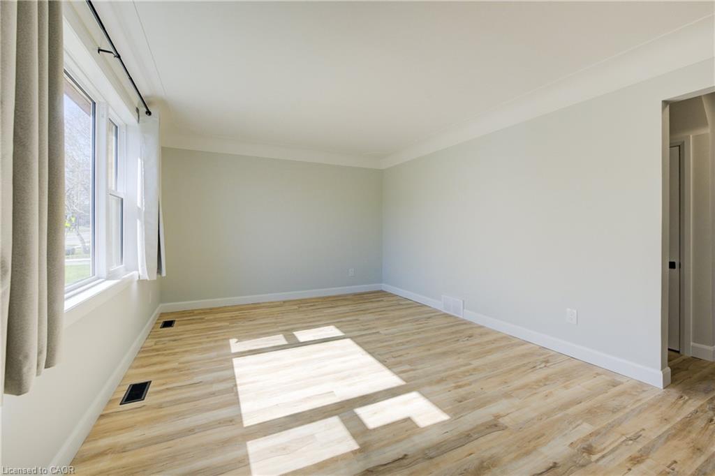 Unit Main - 320 Highland Road E, Kitchener 2