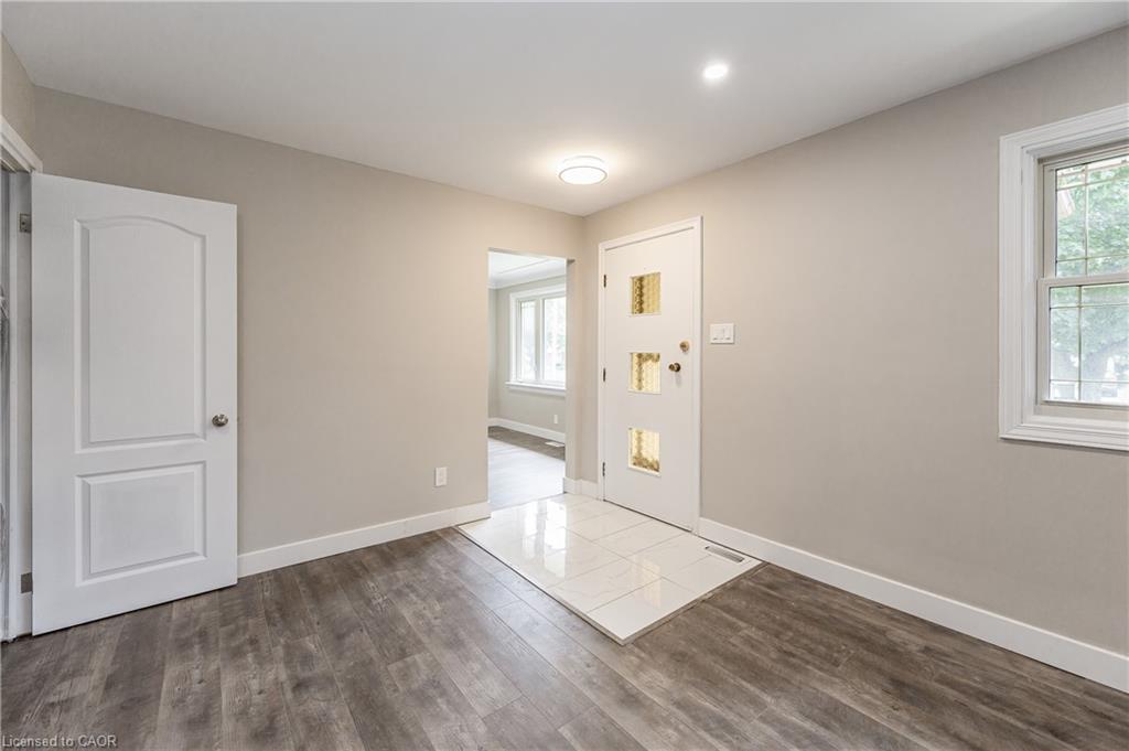 Unit Upper - 62 Sandra Avenue, Kitchener 5
