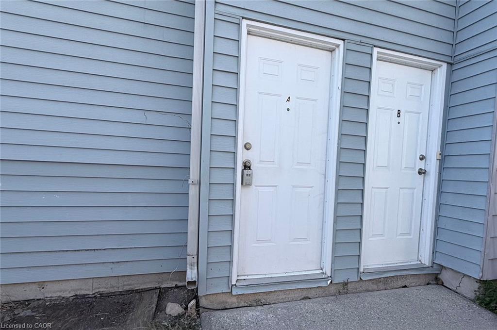 Unit A - 1202 King Street E, Cambridge 3