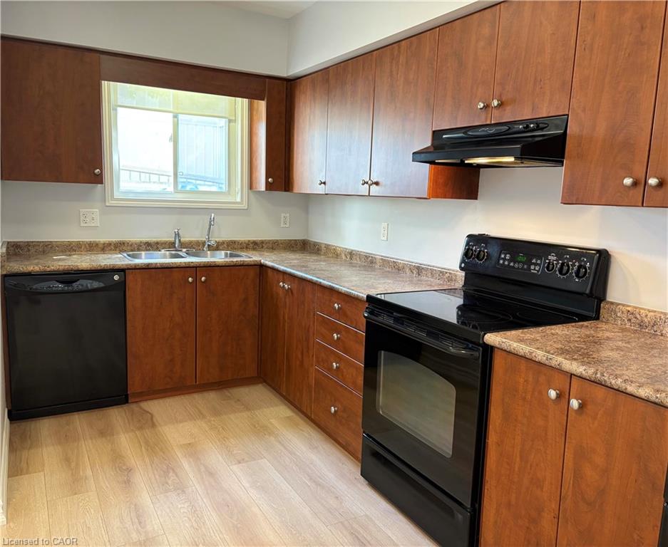 Unit 8C - 50 Howe Drive, Kitchener 4