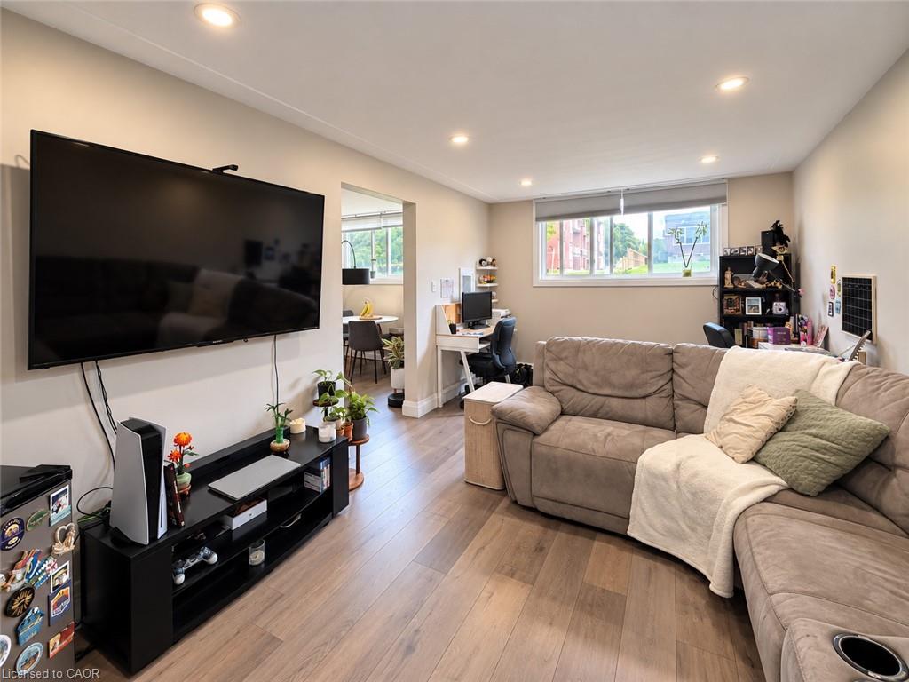 Unit 1 - 226 Heiman Street, Kitchener 5