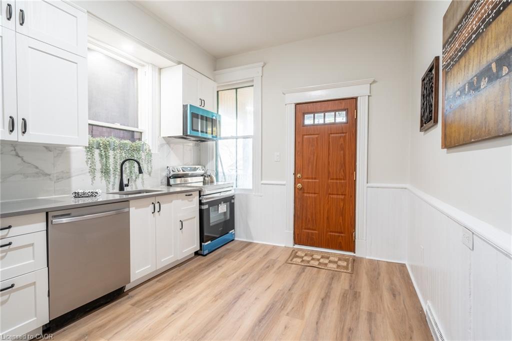 Unit 1 - 142 Bold Street, Hamilton 4