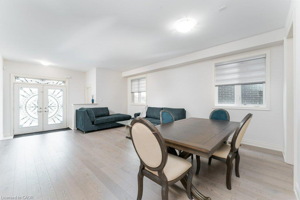 Unit UPPER - 7 Grierson Trail, Flamborough 5