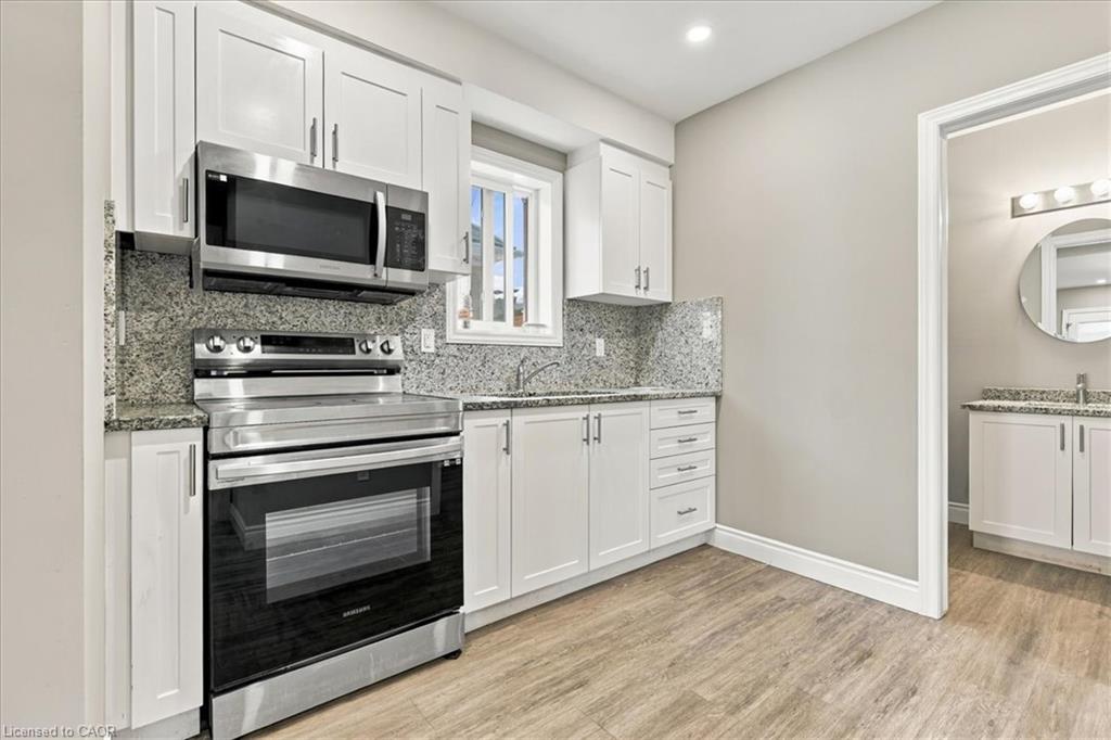 Unit Upper - 17 Eby Street S, Kitchener 5