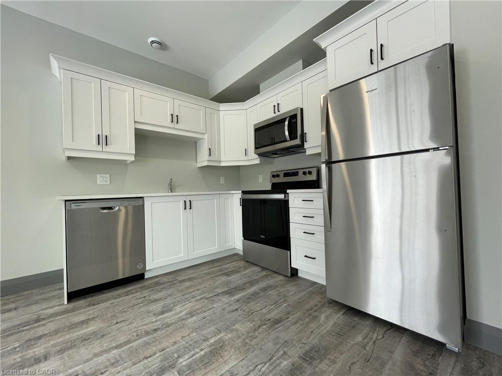 Unit 303 - 600 Norfolk Street, Simcoe 2