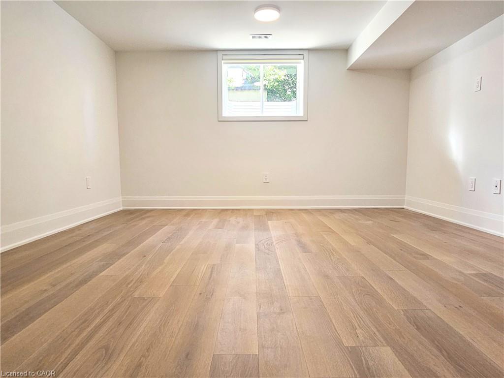 Unit LOWER - 115 Chesley Street, Hamilton 3