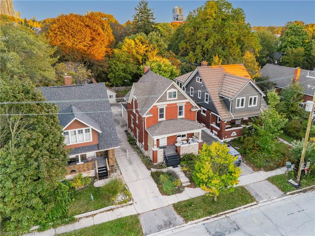 63 Mt Hope Street, Kitchener 2