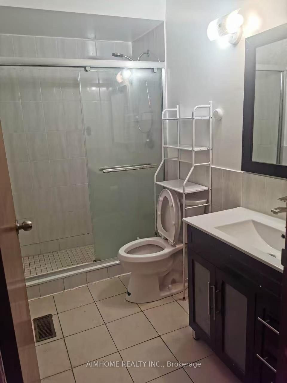Unit MainFlr - 137A MARKHAM Street, Toronto 2
