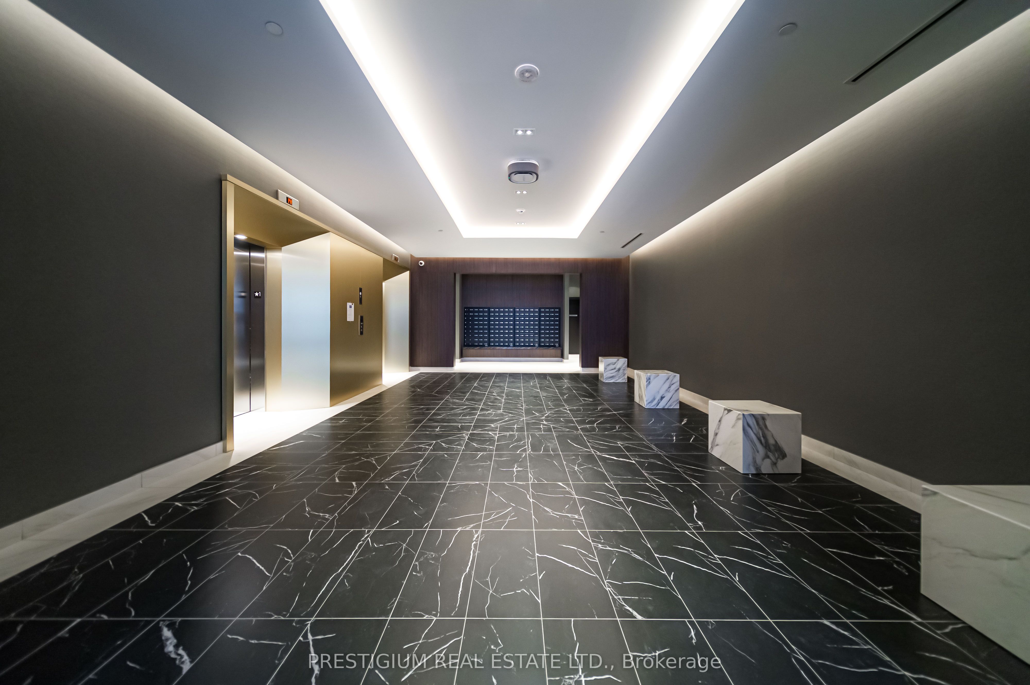 Unit 303 - 500 Dupont Street, Toronto 4