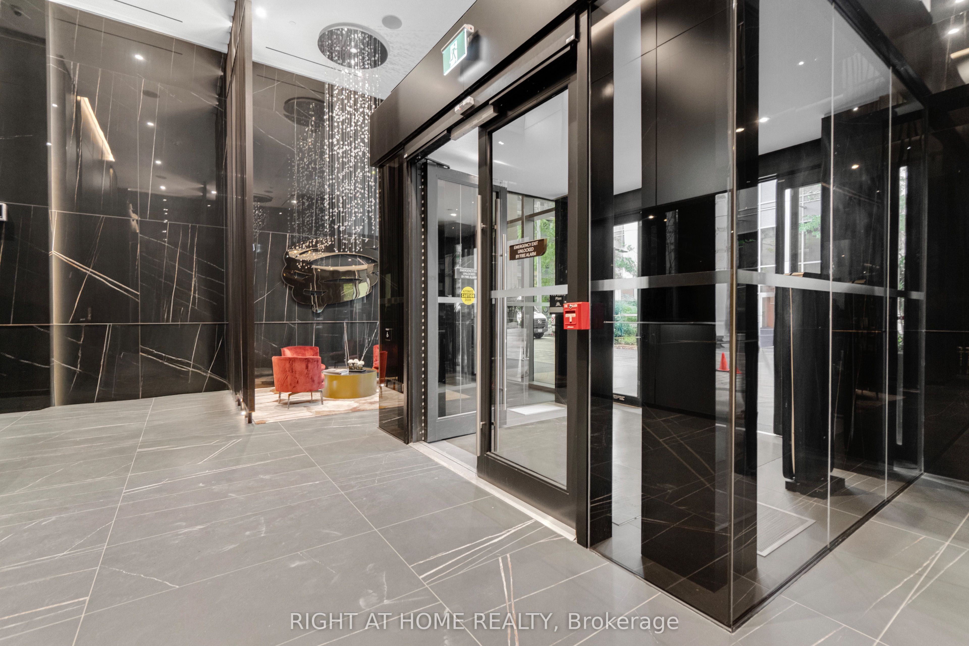 Unit 2113 - 11 Yorkville Avenue, Toronto 3