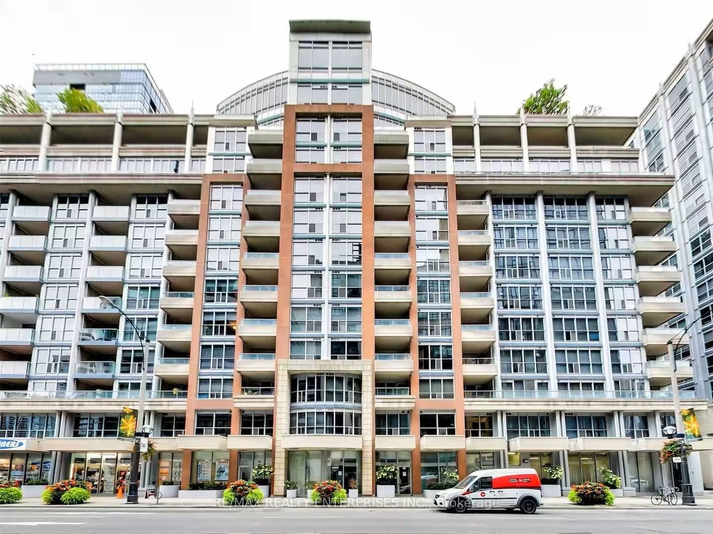 Unit 436 - 250 Wellington Street W, Toronto 5