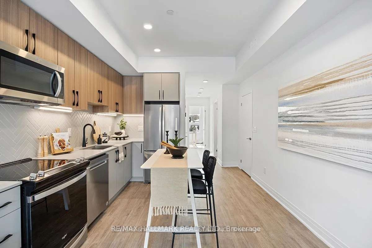 Unit 15 - 15 Brenthall Avenue, North York 2