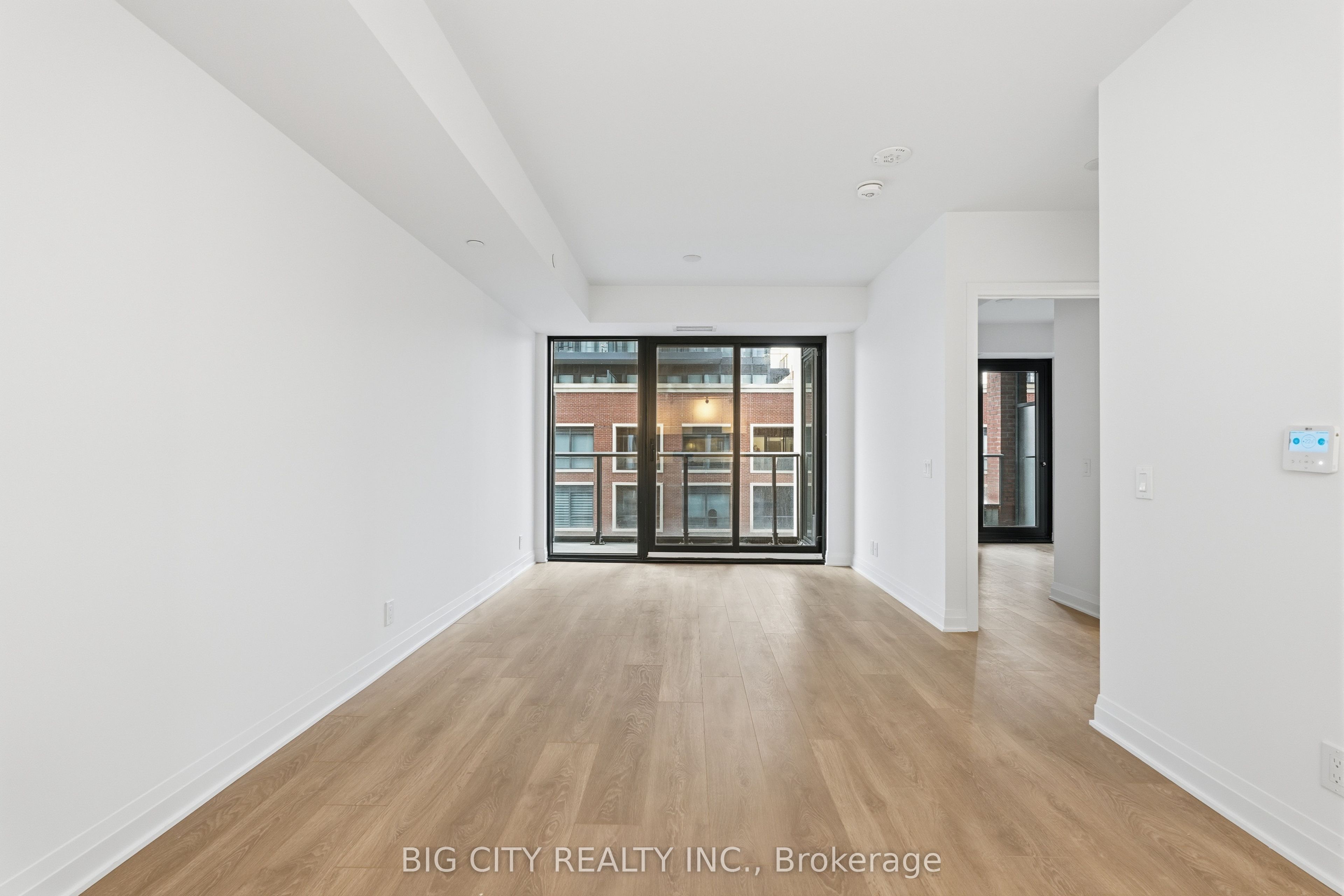 Unit 606 - 25 Frederick Todd Way, Toronto 4