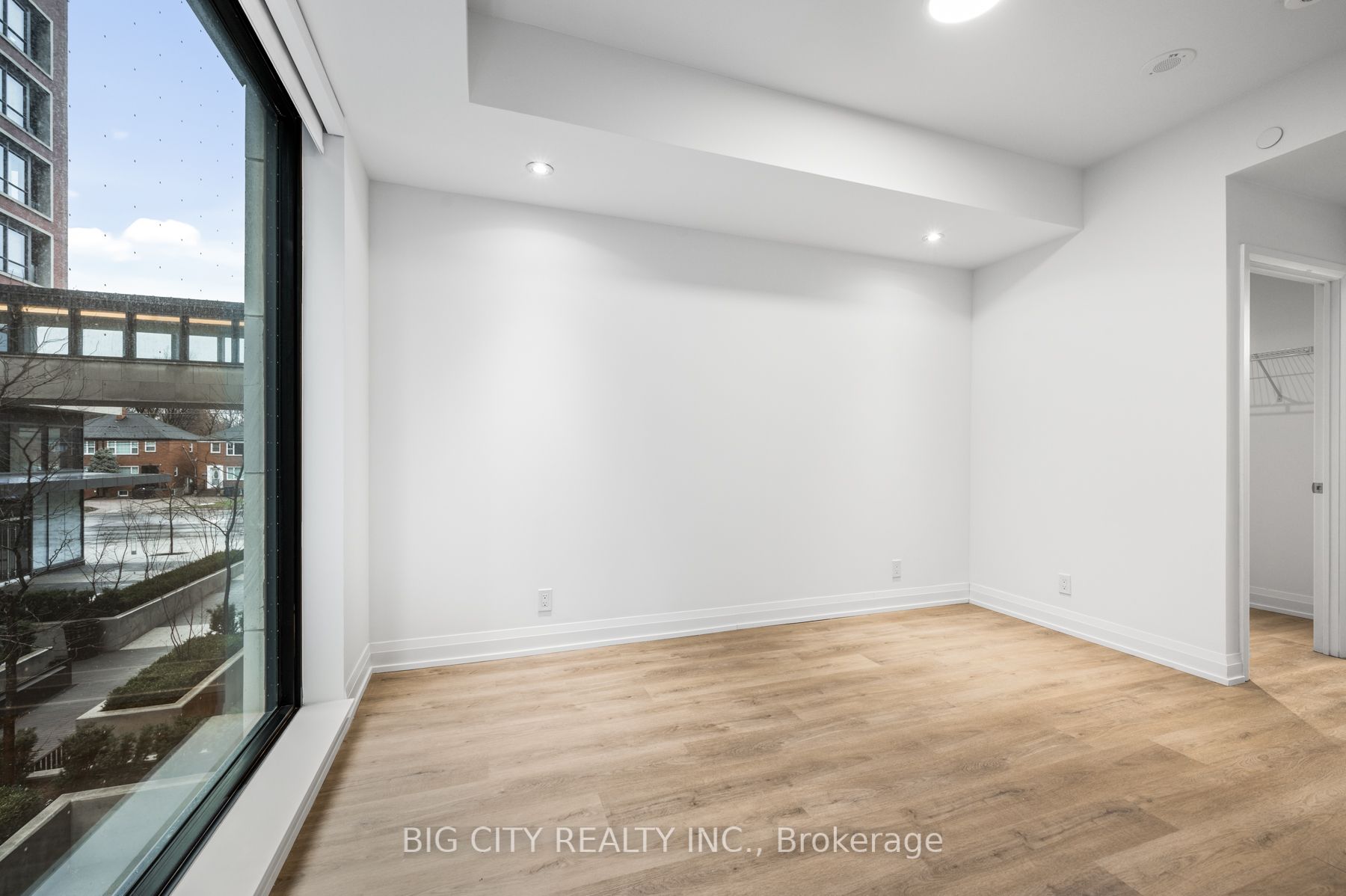 Unit M04 - 36 Brentcliffe Road, Toronto 2