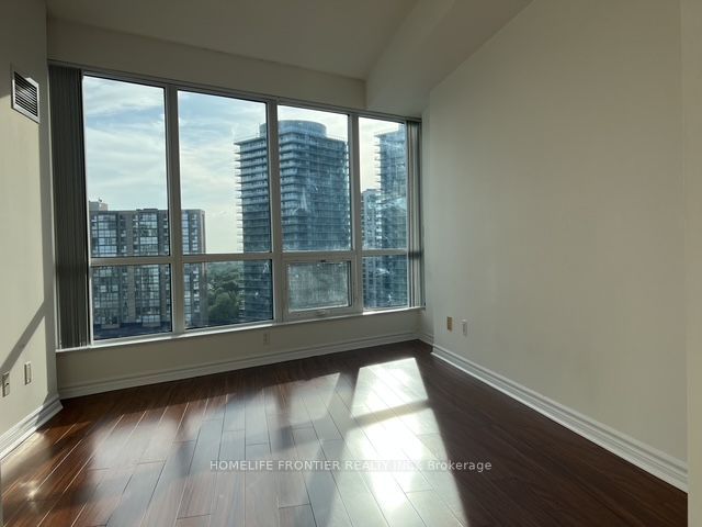 Unit 1105 - 18 Holmes Avenue, North York 5