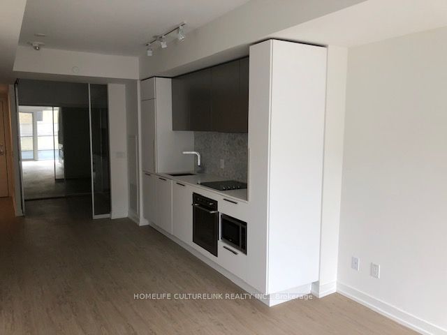 Unit 708 - 85 Wood Street, Toronto 3