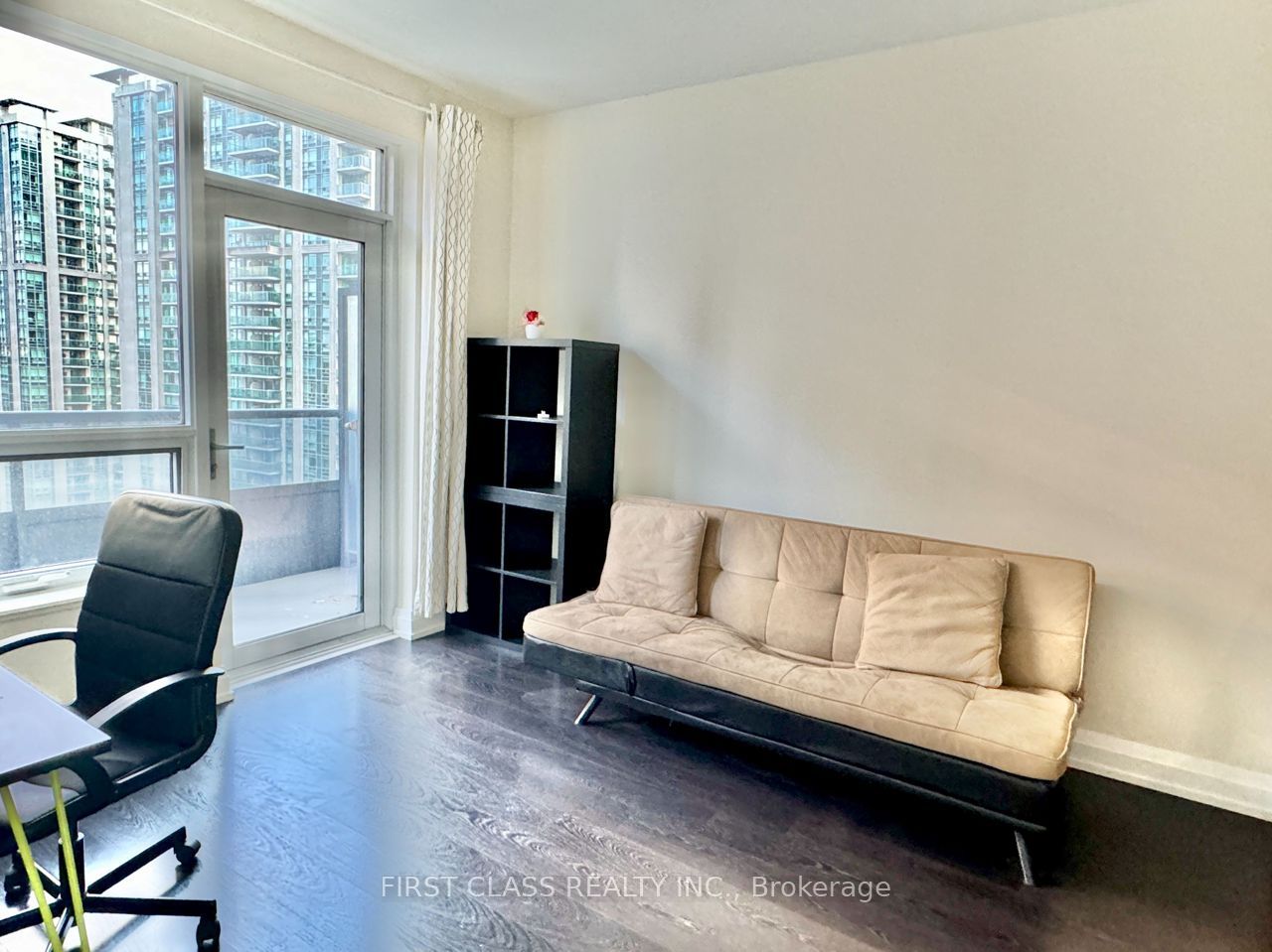 Unit 906 - 2 Anndale Drive, North York 2