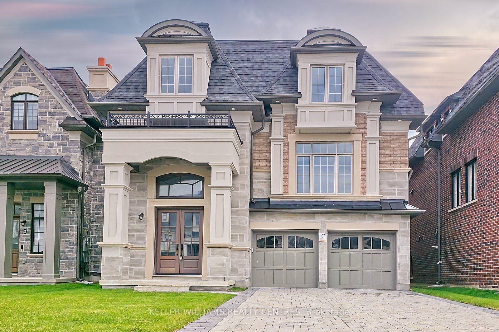 7 Becky Cheung Court, North York 2