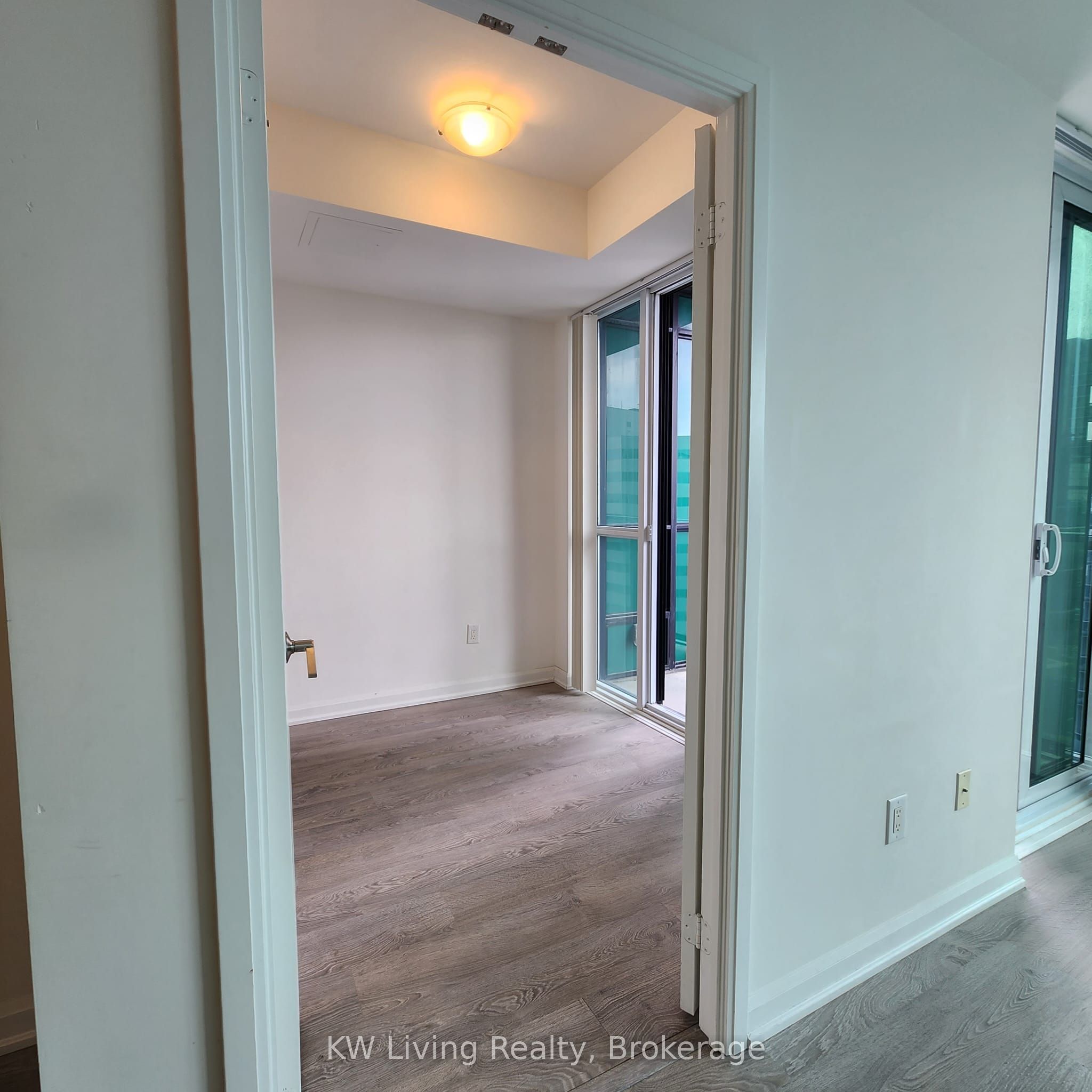 Unit 1509 - 9 Bogert Avenue, North York 2