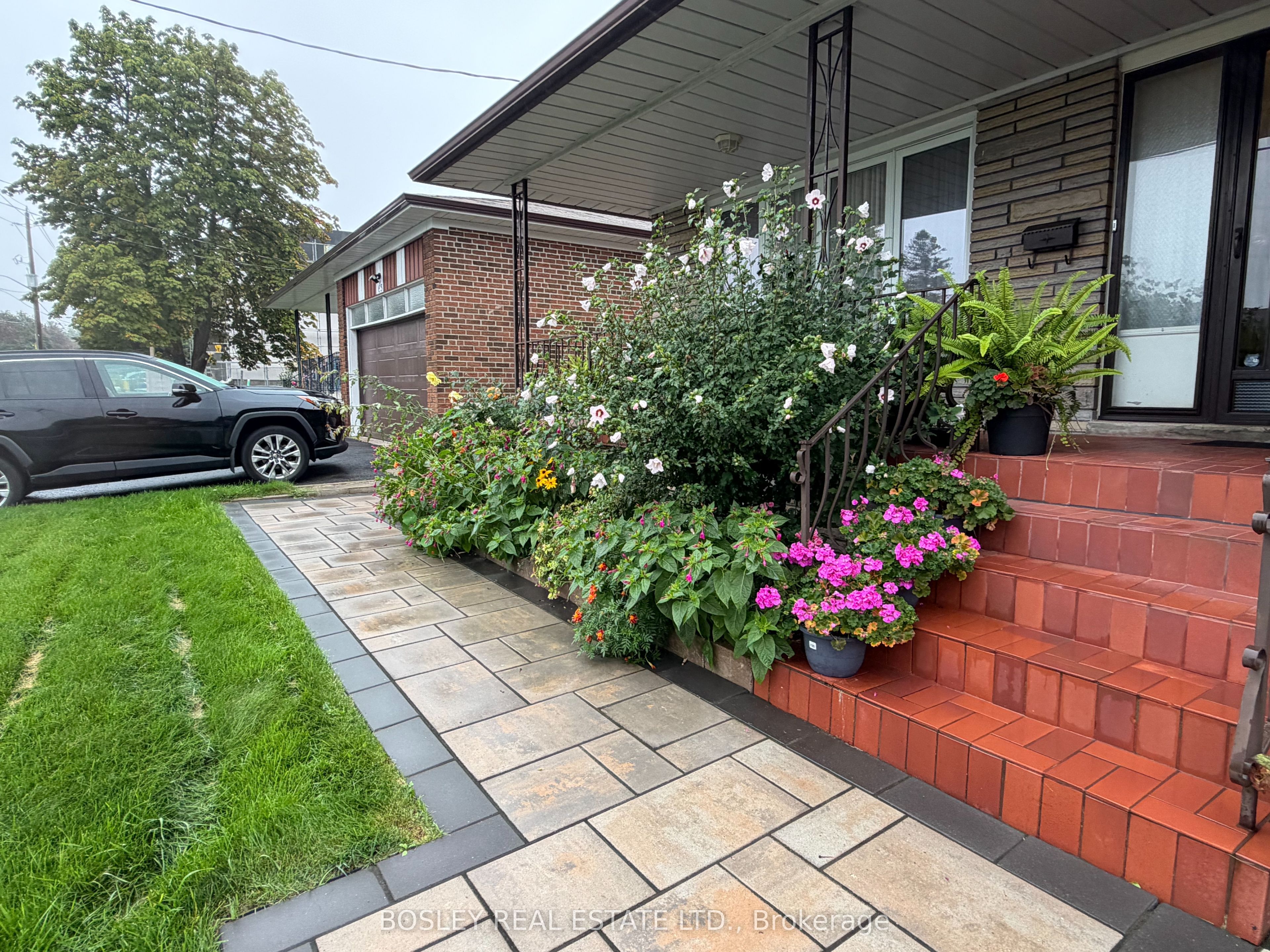 Unit Lower - 63 Ernest Avenue, North York 3