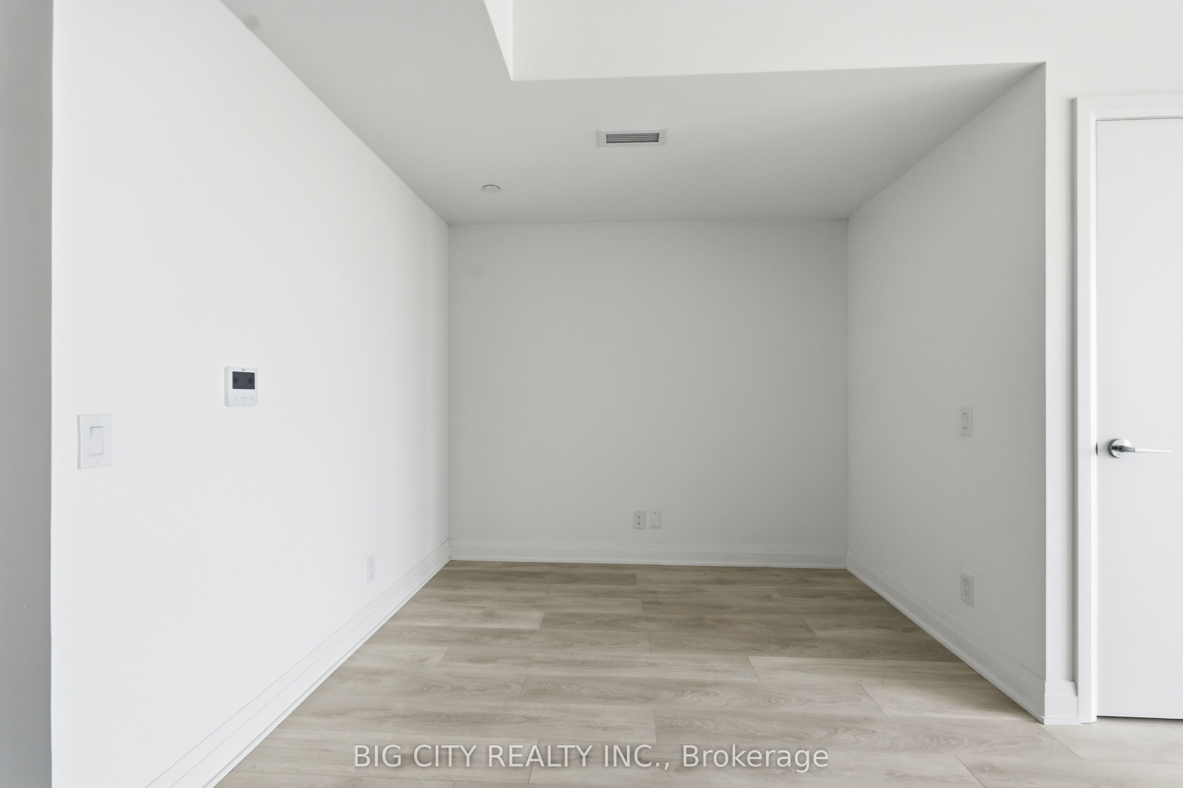 Unit 2208 - 25 Frederick Todd Way, Toronto 4