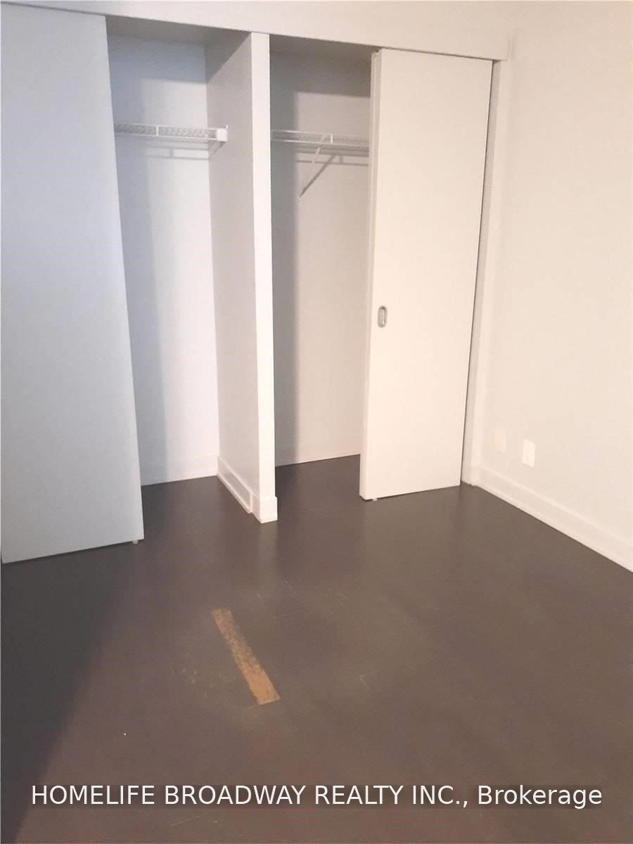 Unit 513 - 21 Nelson Street, Toronto 4