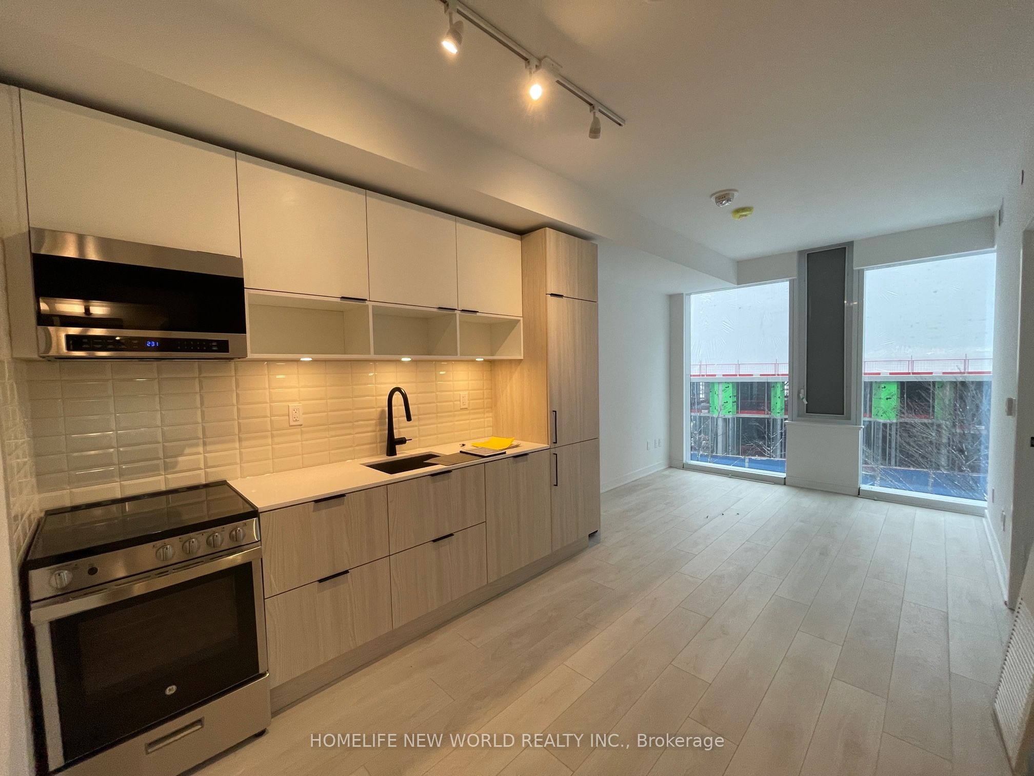 Unit S344 - 35 Rolling Mills Road, Toronto 4
