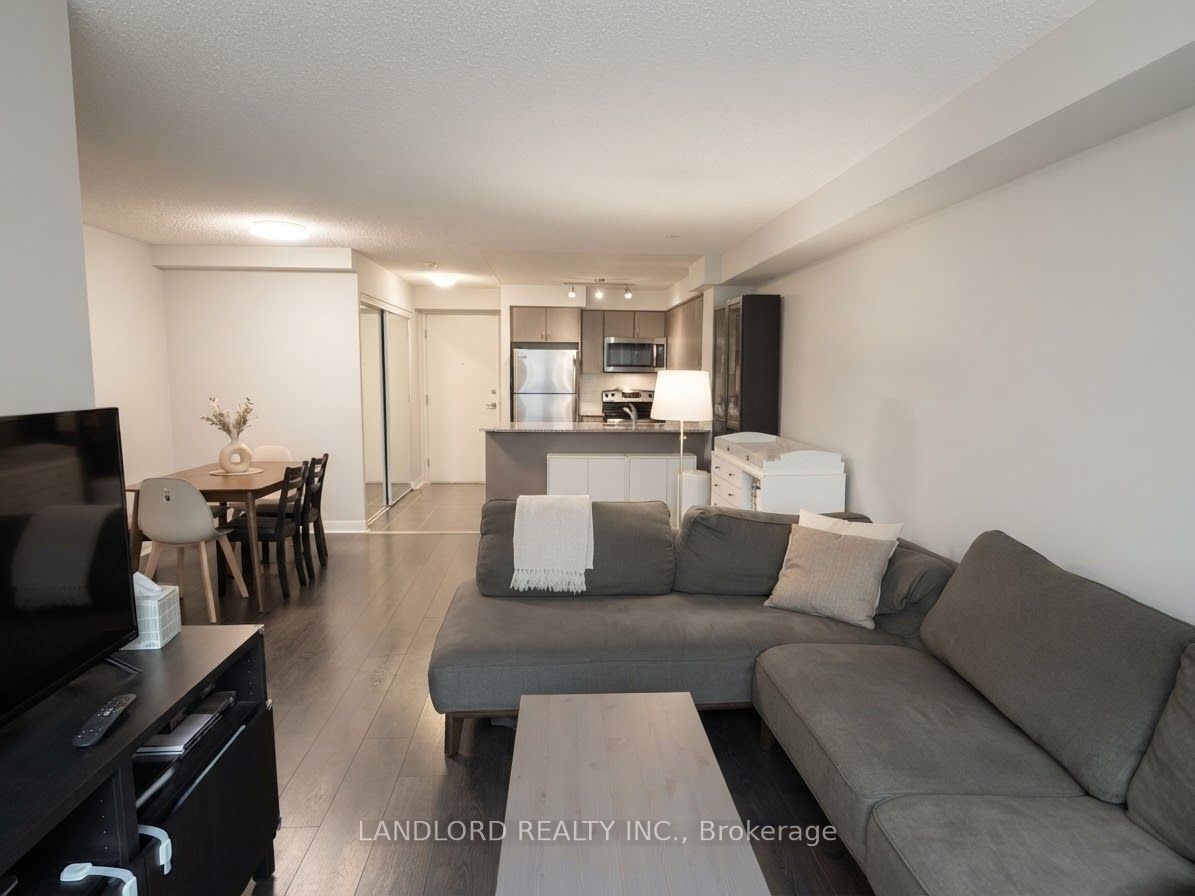 Unit 304 - 525 Wilson Avenue, North York 4