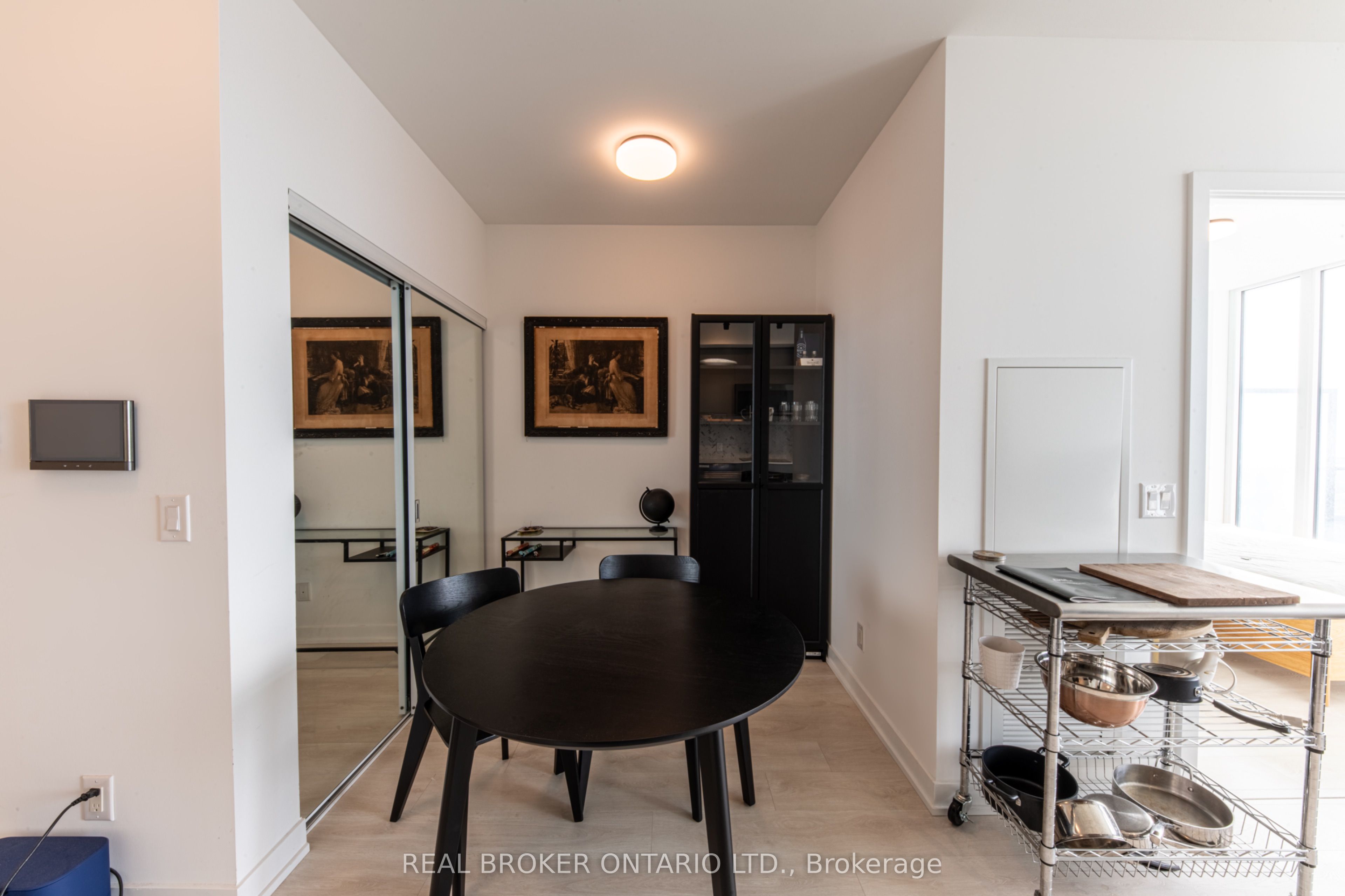 Unit 3103 - 5 Defries Street, Toronto 4