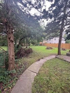 Unit Lower - 55 Bishop Avenue, North York 4