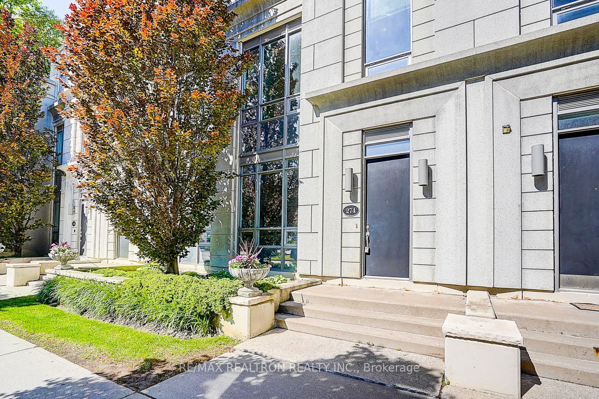 274 Duplex Avenue, North York 3