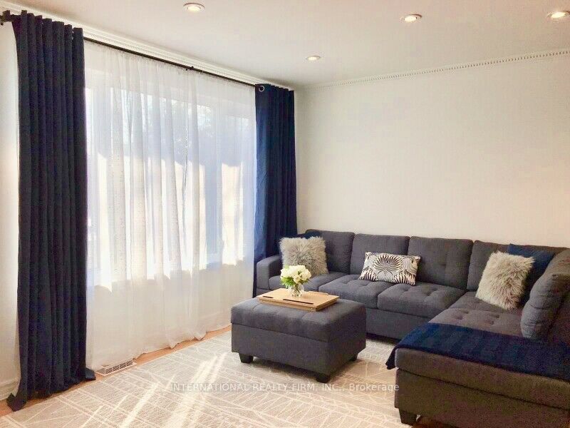 Unit Upper - 77 Elise Terrace, North York 2