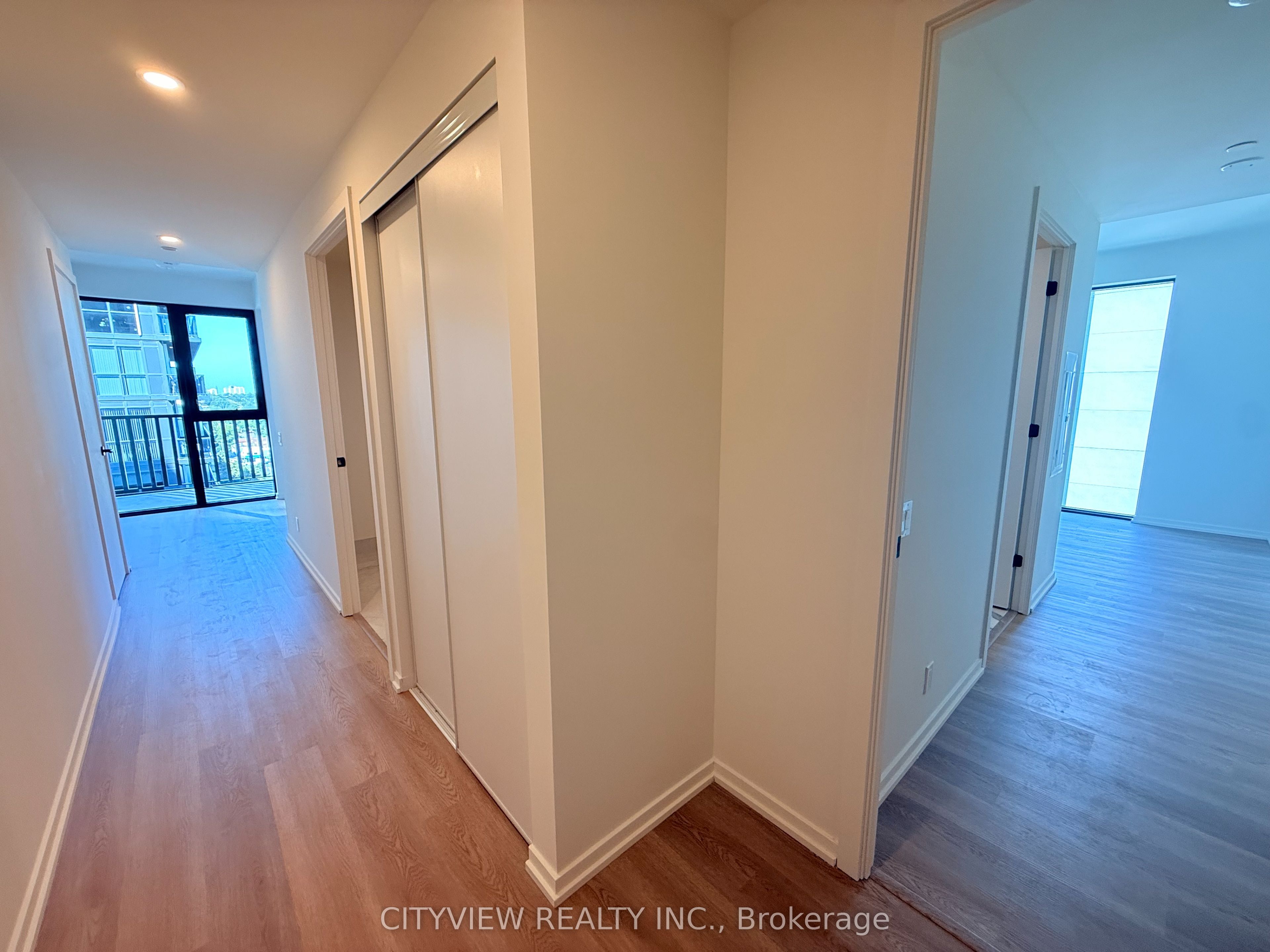 Unit 1702 - 109 Erskine Avenue, Toronto 2