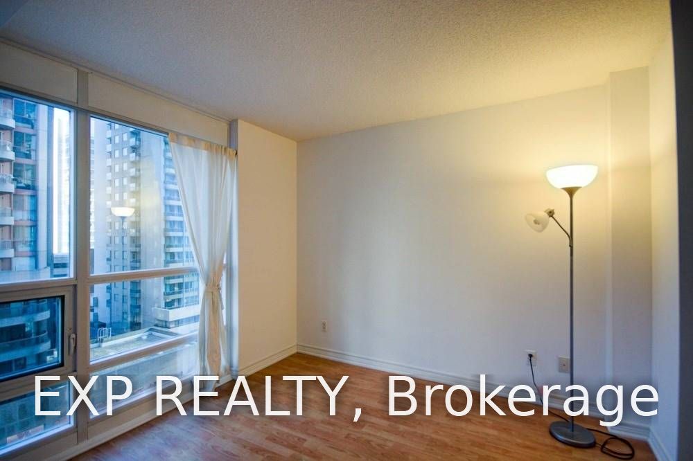 Unit 809 - 761 Bay Street, Toronto 2